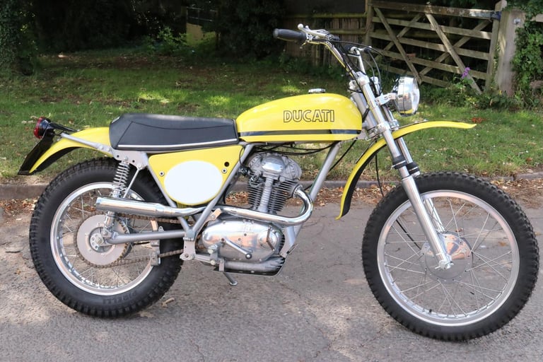 Ducati RT450 RT 450 1972 STAGGERING Condition, could be the best in the world!