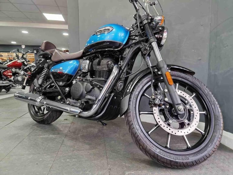 Royal Enfield METEOR 350 SUPERNOVA