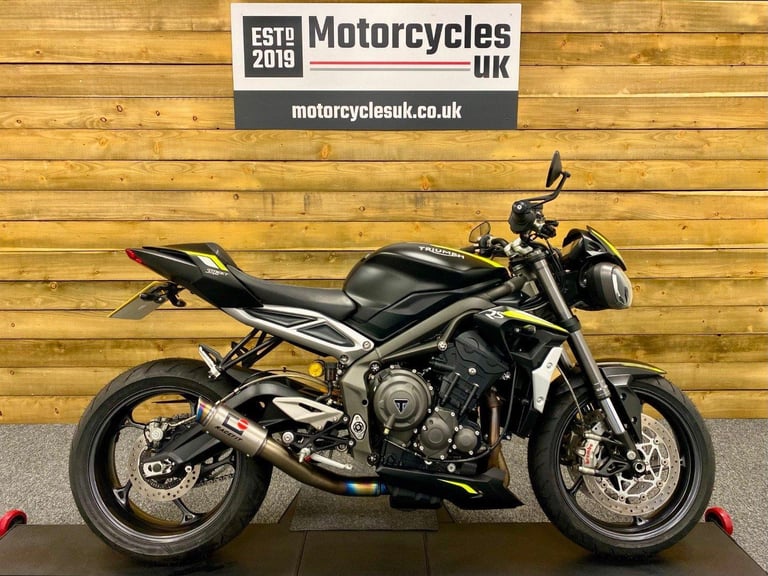 image for 2022 TRIUMPH STREET TRIPLE 765RS, ONLY 5761 MILES, FSH, RACE FIT EXHAUST