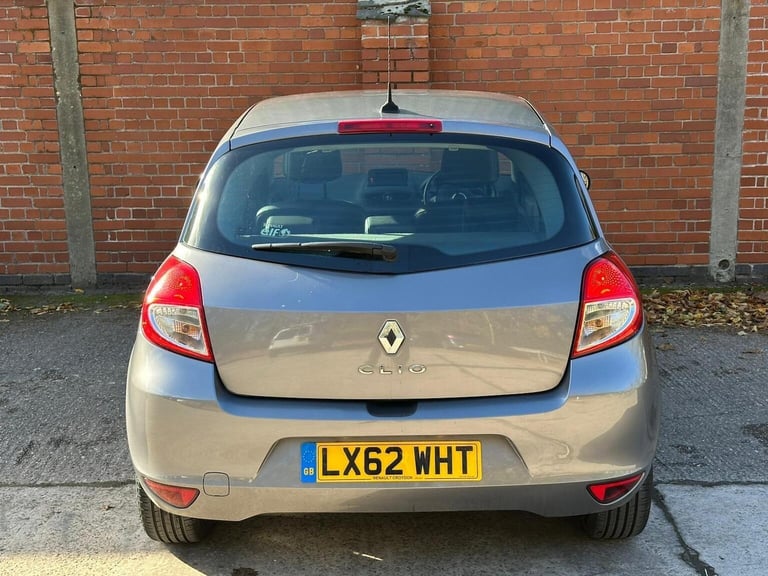 RENAULT CLIO 1.2 Dynamique TomTom Euro 5 5dr 2012