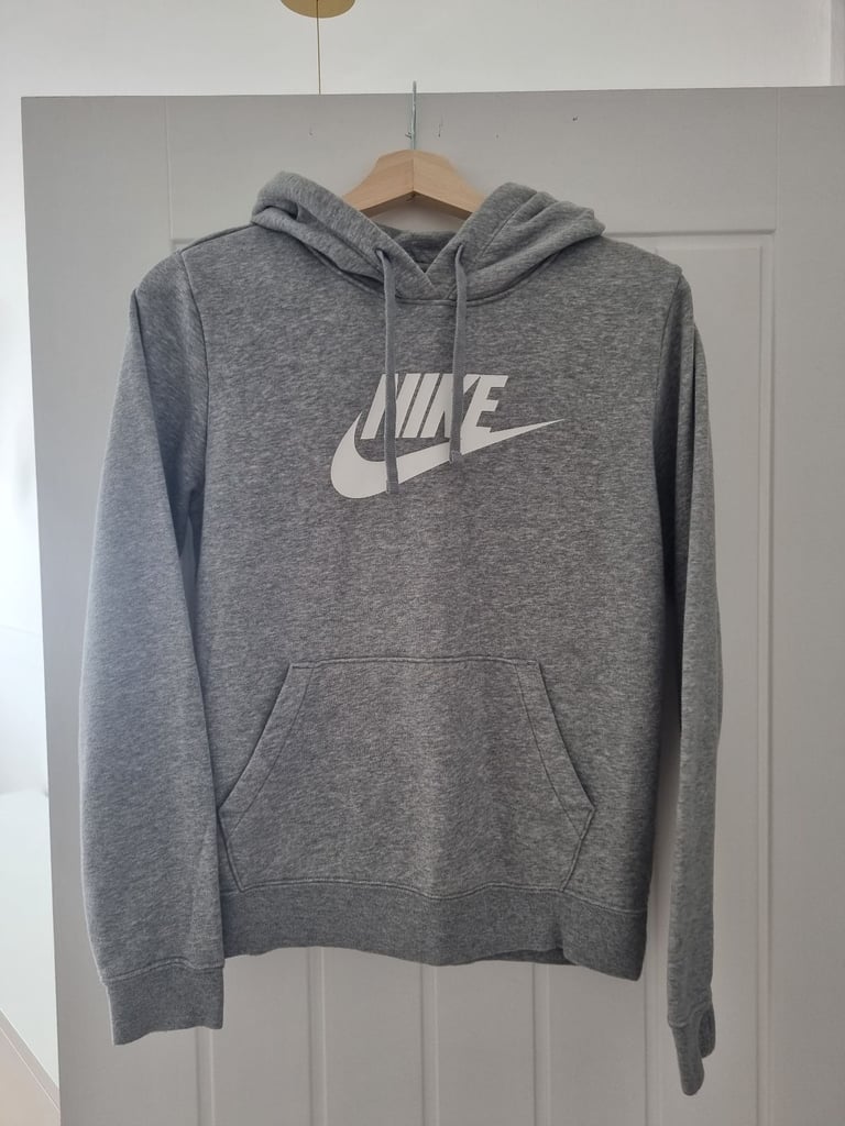 Womens nike bundle £40