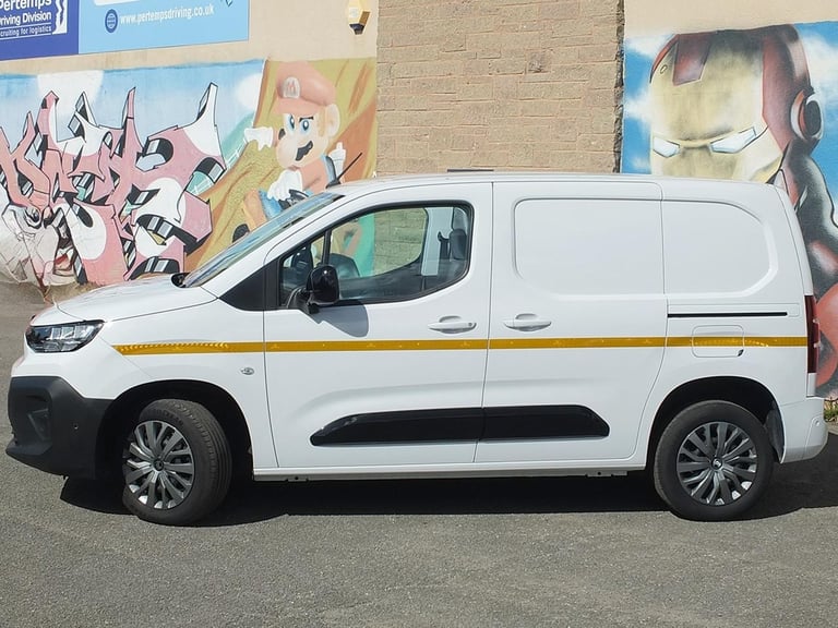 2024 Citroën Berlingo 1000 M Driver Edition BlueHDi 100PS S&S L1 Small Panel Van