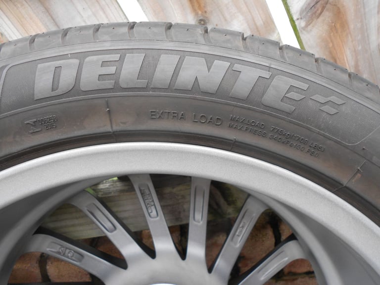 NISSAN 18" ALLOYS