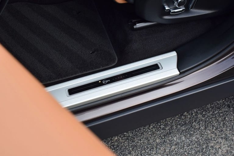 2021 62 LAND ROVER RANGE ROVER SPORT 5.0 P575 V8 SVR CARBON EDITION SUV 5DR PETR