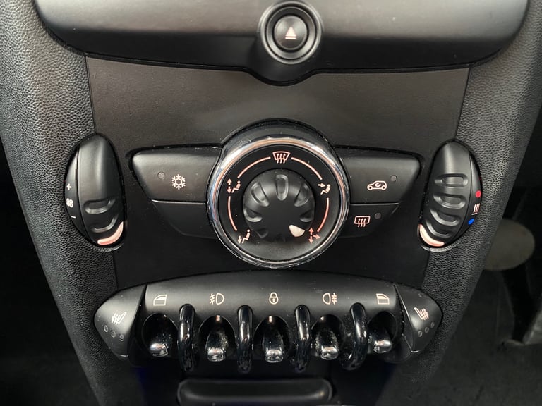 Mini, HATCHBACK, Hatchback, 2012, Automatic, 1598 (cc), 3 doors