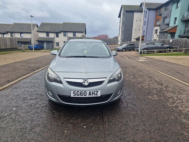Vauxhall, ASTRA, Hatchback, 2010, automatic 1598 (cc), 5 doors