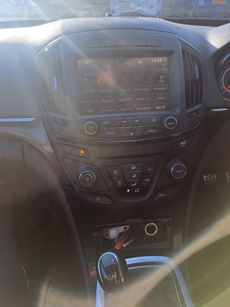 Vauxhall, INSIGNIA, Hatchback, 2016, Manual, 1598 (cc), 5 doors