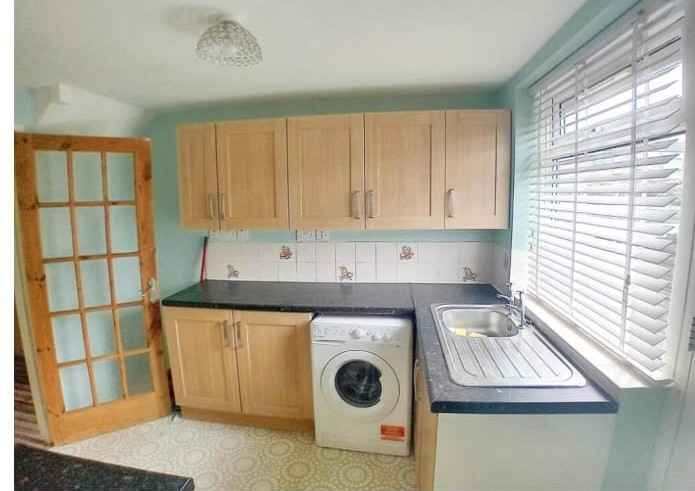 INVESTMENT OPPORTUNITY 2 Bed End Terrace BMV £75K