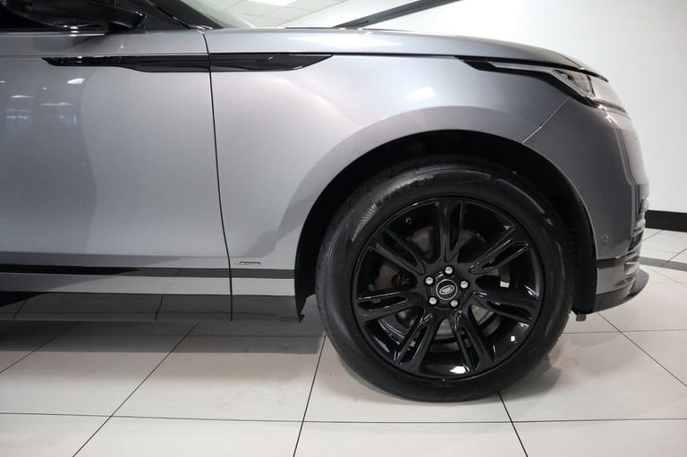 2018 68 LAND ROVER RANGE ROVER VELAR 2.0 D240 R-DYNAMIC SE SUV 5DR DIESEL AUTO 4