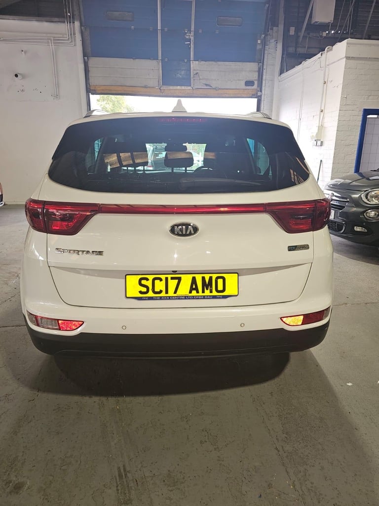 2017 Kia Sportage 1.7 CRDi 2 Euro 6 (s/s) 5dr ESTATE Diesel Manual