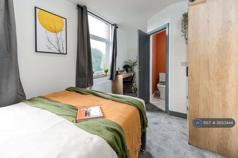 1 bedroom in Station Road, Reddish, Stockport, SK5 (#2650444)
