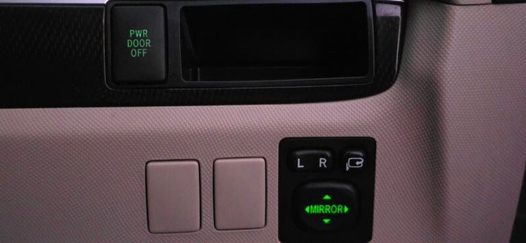 2014 Toyota Estima AREAS 2.4L PETROL AUTO 7 SEATS 5 DR Petrol Automatic