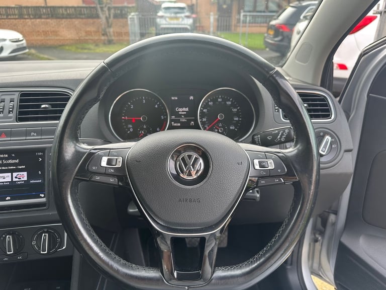 Volkswagen, POLO, Hatchback, 2017, Manual, 1422 (cc), 5 doors