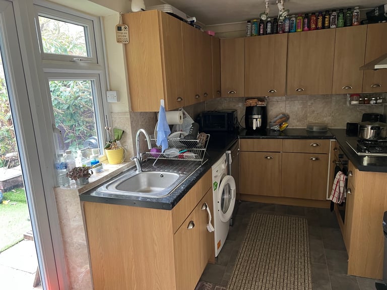 3 double bedroom house to rent 