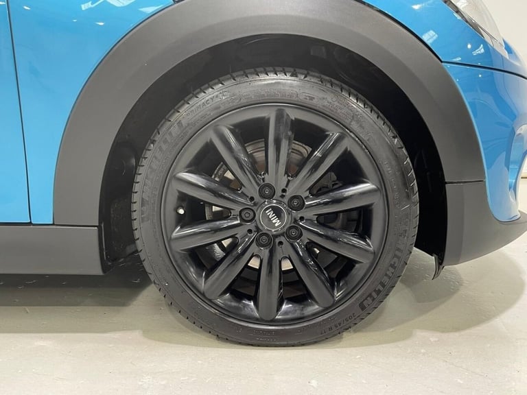 2018 MINI Convertible 1.5 Cooper II 2dr Auto CONVERTIBLE PETROL Automatic