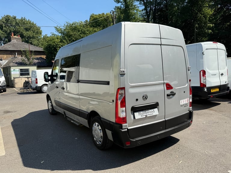 2020 VAUXHALL MOVANO 2.3L DIESEL SILVER MANUAL 9 SEATER CREW COMBI VAN - 97K