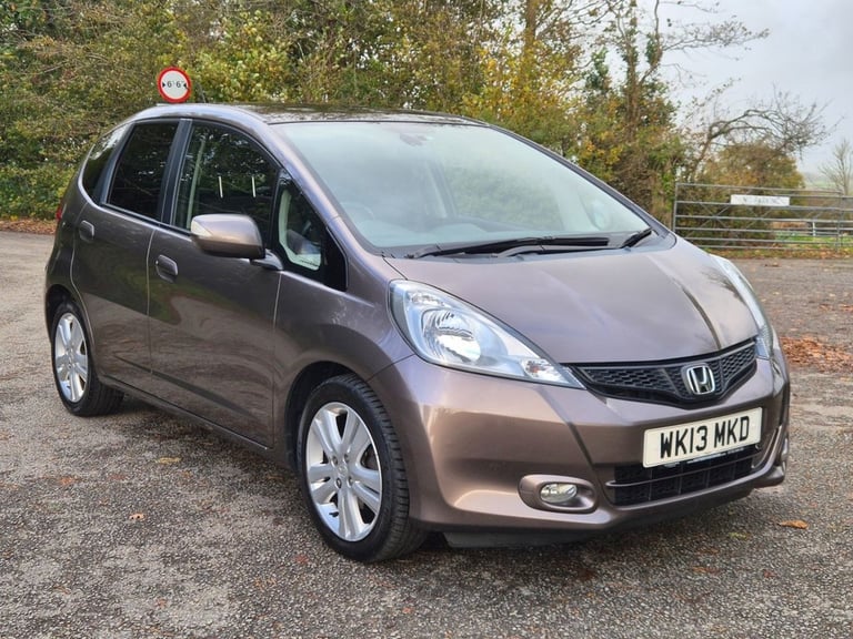 image for 2013 Honda Jazz 1.4 i-VTEC EX Hatchback 5dr Petrol CVT Euro 5 (99 ps) Hatchback Petrol Automatic