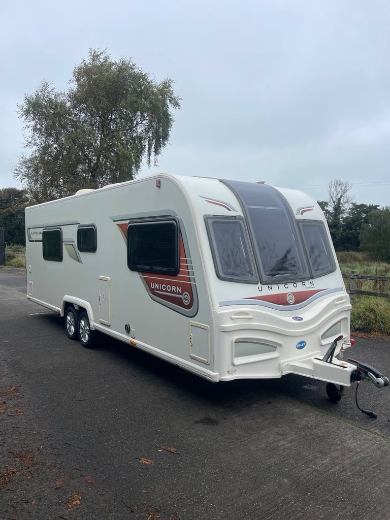 2013 Bailey unicorn Cartagena  (island bed) 