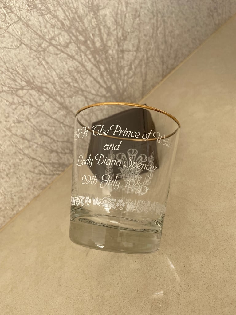 1981 & 2011 Royal Wedding Memorabilia 