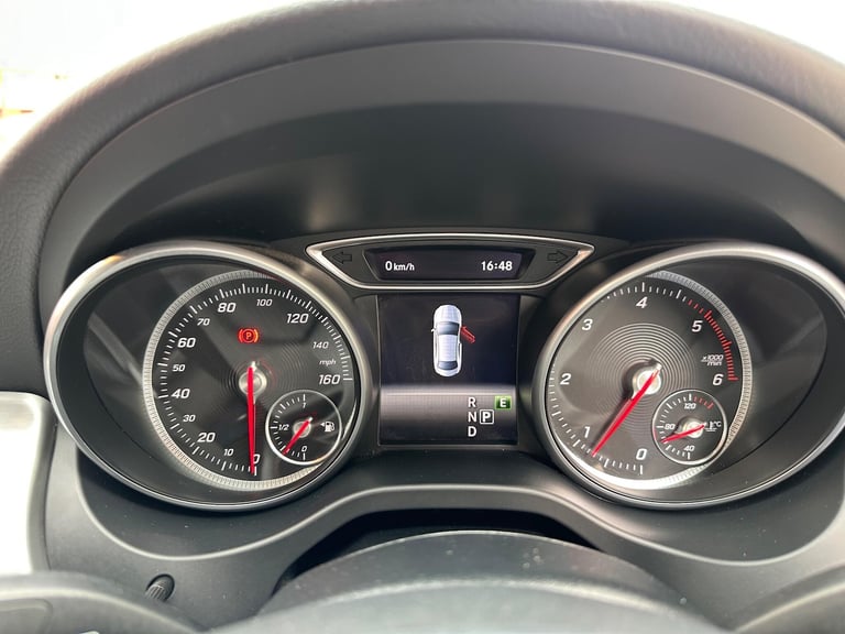 2016 Mercedes-Benz CLA 2.1 CLA220d AMG Line Coupe 7G-DCT Euro 6 (s/s) 4dr SALOON Diesel Automatic