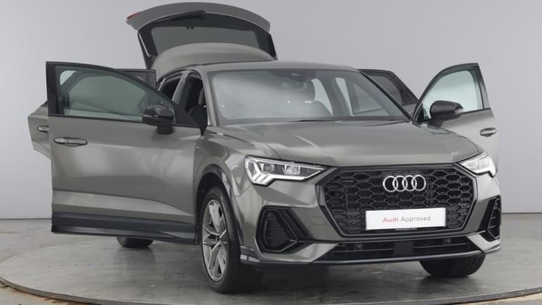 2023 Audi Q3 Black Edition 35 TFSI  150 PS 6-speed Manual SUV Petrol Manual