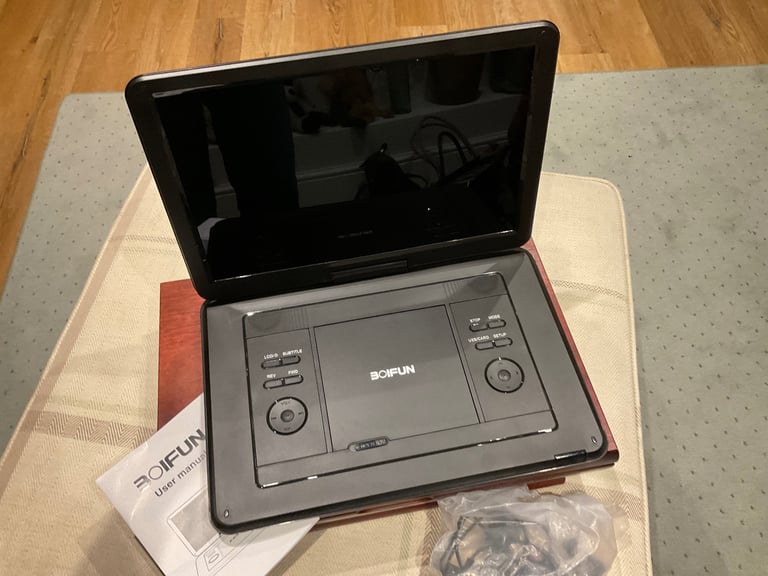 BOIFUN portable DVD player