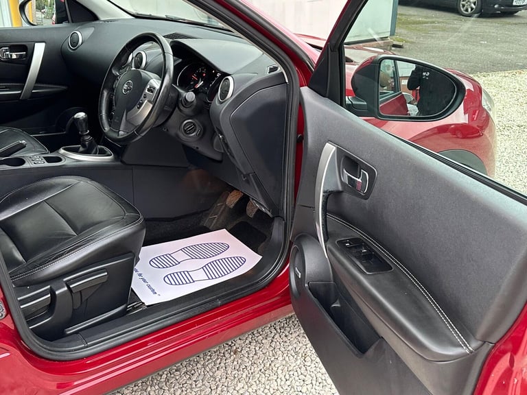 2011 Nissan Qashqai 1.5 dCi Tekna 2WD Euro 5 5dr HATCHBACK Diesel Manual