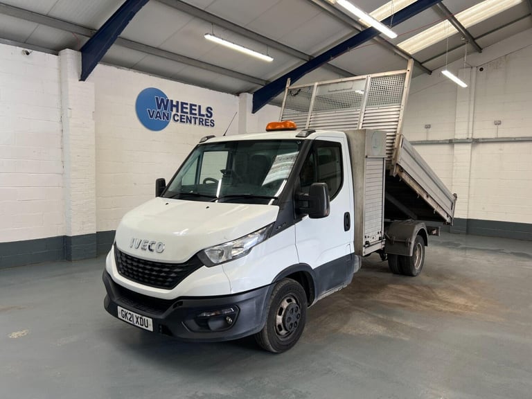 image for 2021 Iveco Daily 2.3D HPI 14V 35C 3450 MWB Euro 6 (s/s) 2dr (DRW) Tipper Diesel Manual