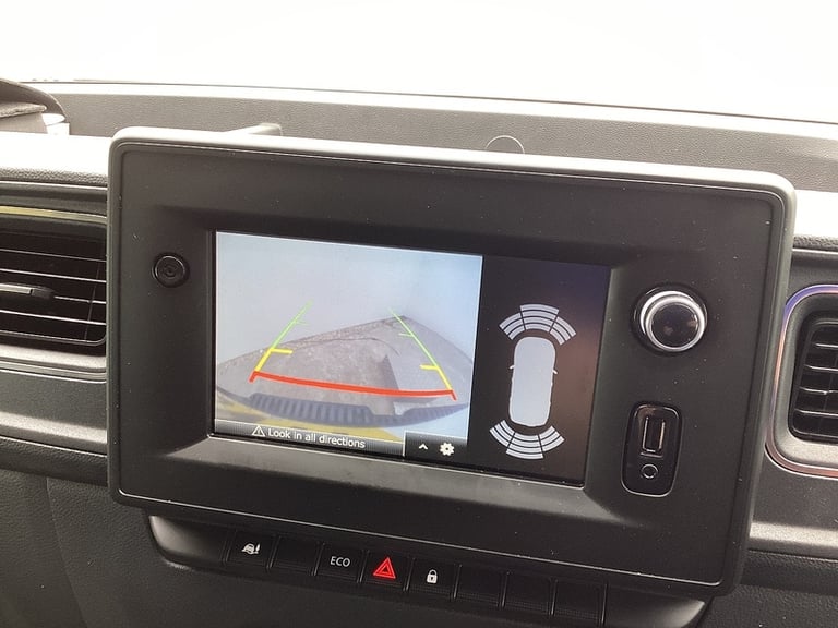 2024 Nissan Interstar dCi 35 Tekna F35 MWB M/R A/C Euro 6 MWB Panel Van Diesel Manual