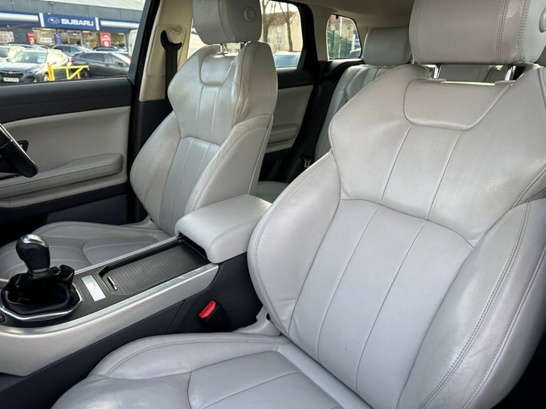 2015 Land Rover Range Rover Evoque 2.0 ED4 SE 5d 148 BHP Estate Diesel Manual