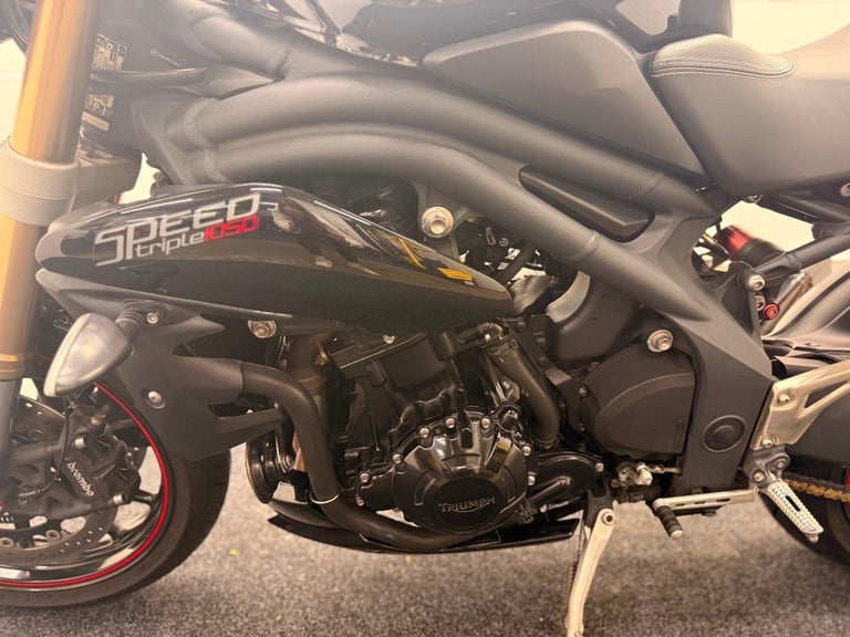 Triumph Speed Triple 1050 ** Nice Condition - 1 Owner - Warranty **