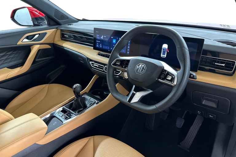 2024 MG MG HS 106290 Hatchback Petrol Manual