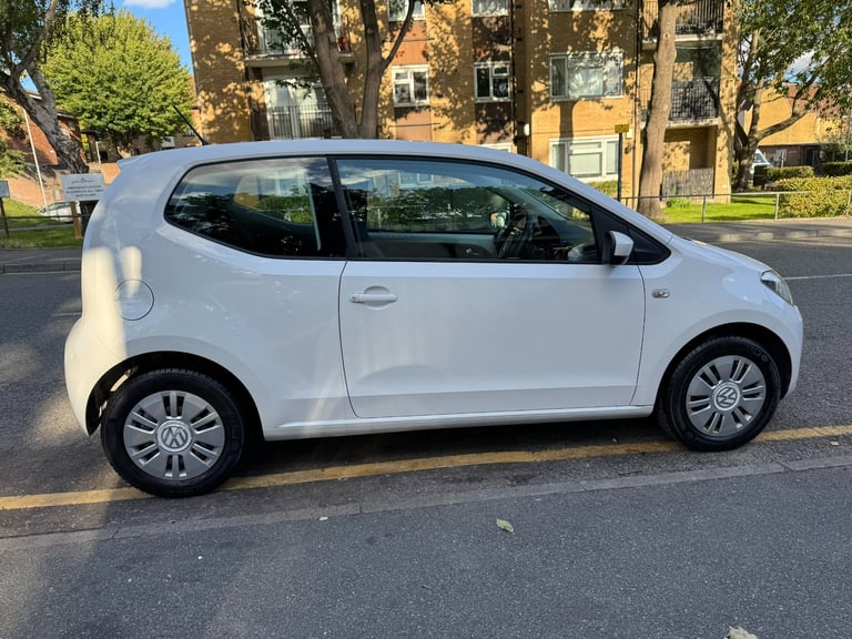 2014 Volkswagen up! 1.0 Move Up 3dr HATCHBACK Petrol Manual