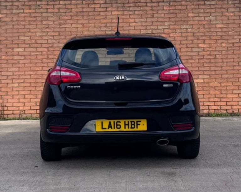 2016 Kia Ceed 1.6 CRDi ISG 2 5dr HATCHBACK DIESEL Manual