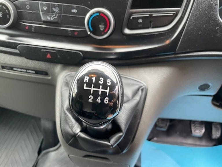 2018 Ford Transit Custom 2.0 TDCi 105ps Low Roof Van PANEL VAN DIESEL Manual