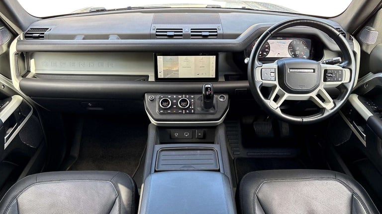 2021 Land Rover Defender 3.0 D300 X-Dynamic HSE 110 5dr Auto [7 Seat] ESTATE DIESEL Automatic