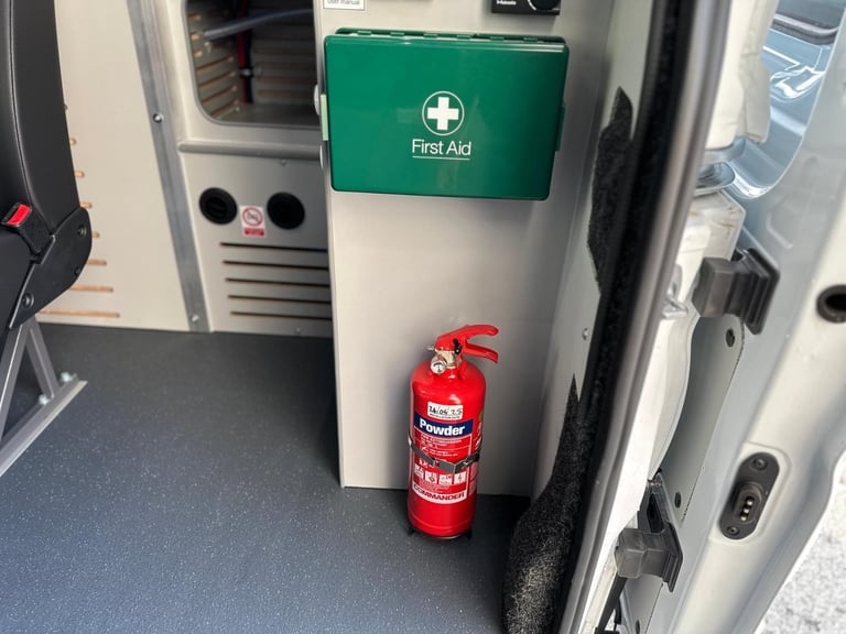 24 Reg, Ford Transit L3H3 RWD,Toilet, Mess, Kitchen, Welfare, Van, Air-Con 