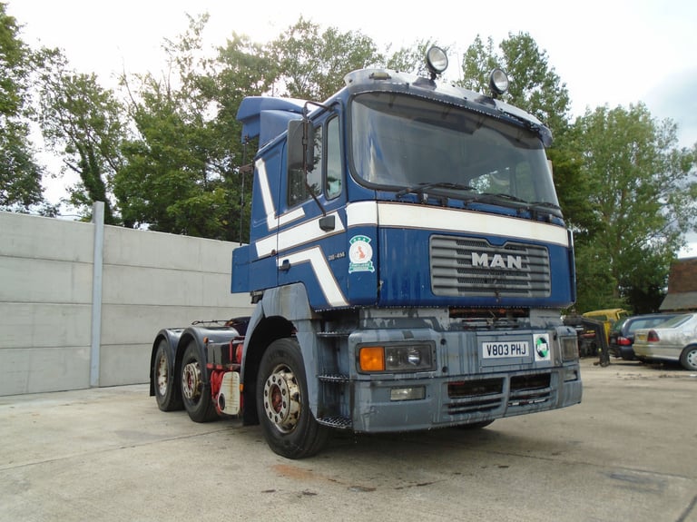 MAN 26-414 F2000, 2000, Sleeper, 6x2, 