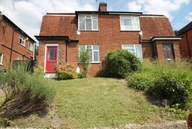 2 bedroom house in Greaves Road, High Wycombe, HP13(Ref: 7898)