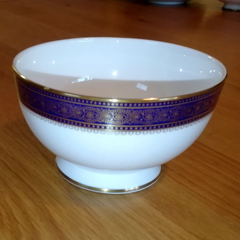 image for Royal Doulton Rochelle Bone China Sugar Bowl Pattern H5024 (Small Chip)