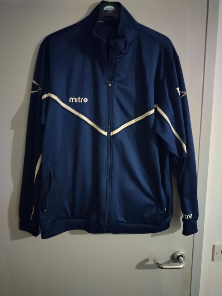 2 brand new men sport casual jackets both sized 3xl with zip pockets
