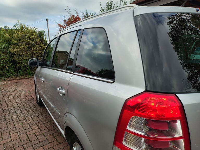 Vauxhall, ZAFIRA, MPV, 2010, Manual, 1598 (cc), 5 doors