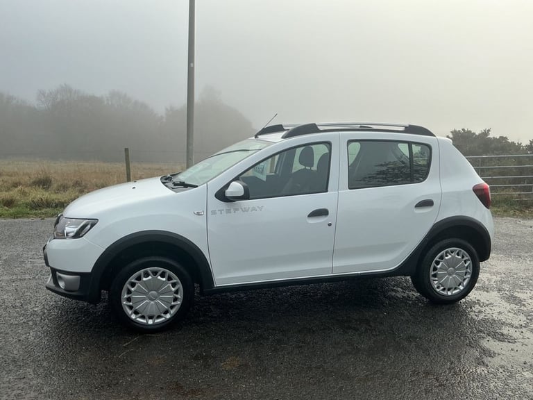 2016 Dacia Sandero Stepway 1.5 dCi Laureate 5dr HATCHBACK DIESEL Manual