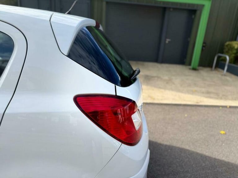 2015 Vauxhall Corsa 1.2 SE 5dr HATCHBACK PETROL Manual