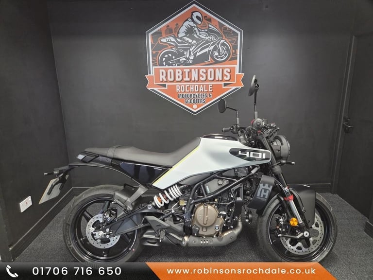 image for 2025 74 Reg Husqvarna Vitpilen 401 i white with only 24 miles