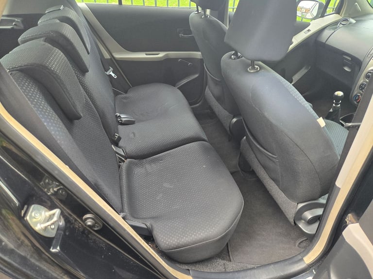 Toyota, YARIS, Hatchback, 2010, Manual, 1329 (cc), 5 doors