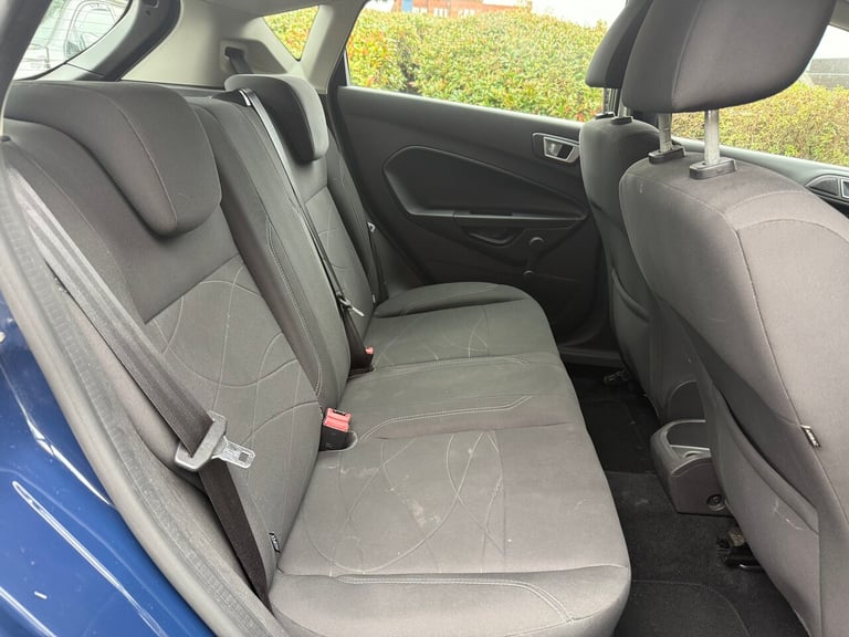 2014 Ford Fiesta 1.25 Style 5dr HATCHBACK PETROL Manual