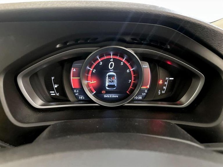 2019 Volvo V40 Cross Country 1.5 T3 GPF Pro Auto Euro 6 (s/s) 5dr Automatic Hatchback Petrol Auto...