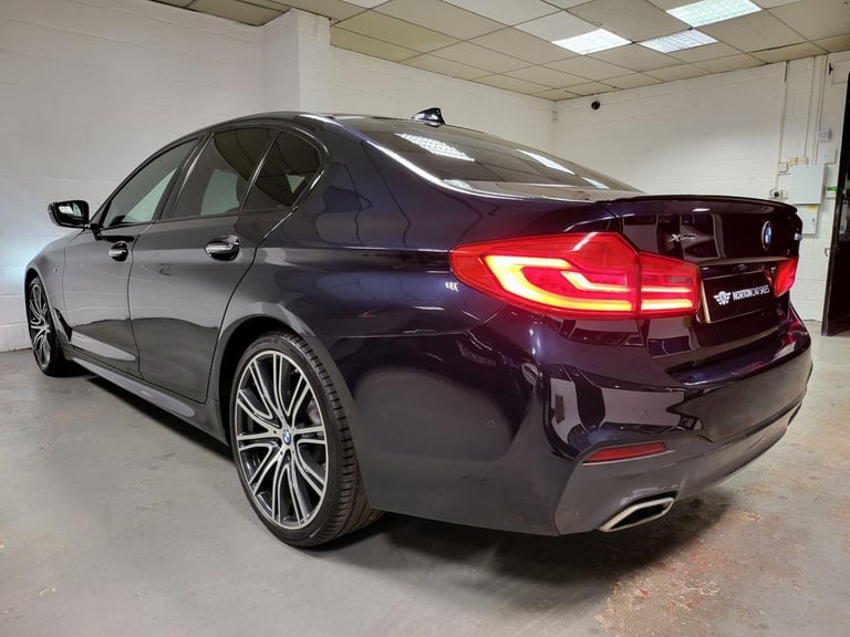2017 BMW 5 Series 2.0 520d M Sport Auto xDrive Euro 6 (s/s) 4dr SALOON Diesel Automatic