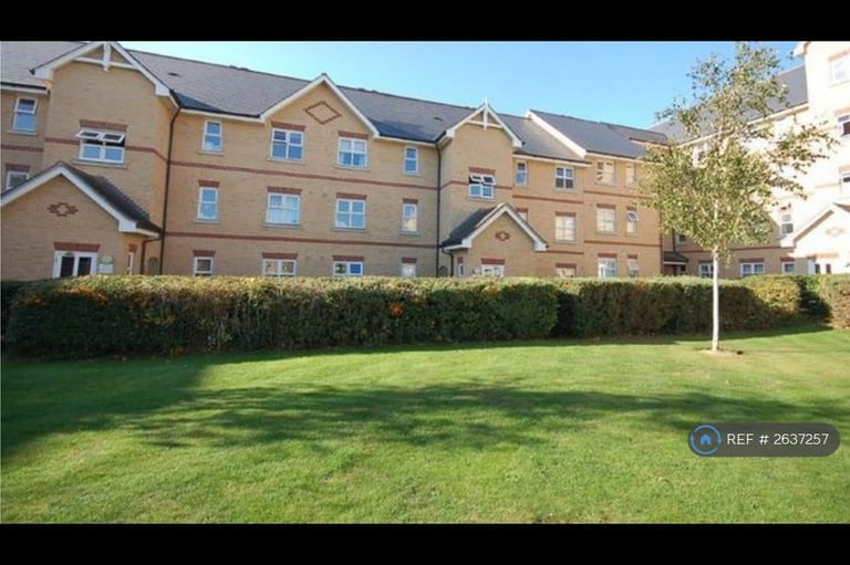 2 bedroom flat in Cromwell Road, Cambridge, CB1 (2 bed) (#2637257)